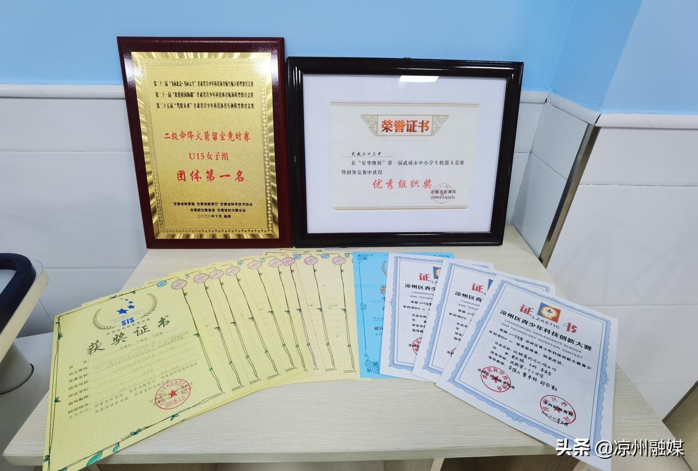 美國女子在地鐵上被男子點(diǎn)燃身亡，悲劇背后的深思，地鐵悲劇，女子被點(diǎn)燃身亡事件背后的深思