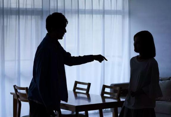 西安警方回應兩女子被家暴事件，堅決維護家庭和諧與社會正義，西安警方對兩女子遭家暴事件發(fā)聲，堅決維護家庭和諧與社會正義，嚴厲打擊家暴行為