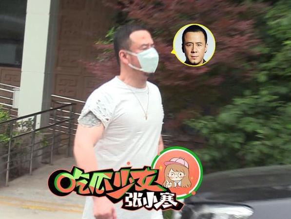 兩女子就醫(yī)被陪同男子毆打，事件背后的反思與啟示，男子陪同就醫(yī)時毆打兩女子，事件背后的反思與教訓(xùn)