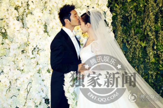 黃曉明與Angelababy，明星情侶的浪漫婚禮，黃曉明與Angelababy的夢幻婚禮，明星情侶的浪漫瞬間
