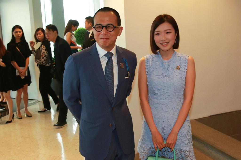 李澤楷為什么只讓梁洛施懷孕，探究背后的原因與影響，李澤楷與梁洛施的生育決策背后的原因與影響探究