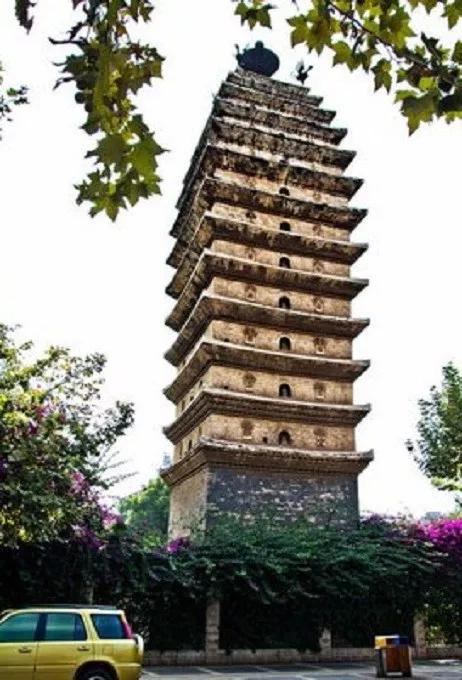 新澳門(mén)特免費(fèi)資料大全與凱旋門(mén)，探索與賞析，澳門(mén)特免費(fèi)資料大全與凱旋門(mén)，深度探索與賞析
