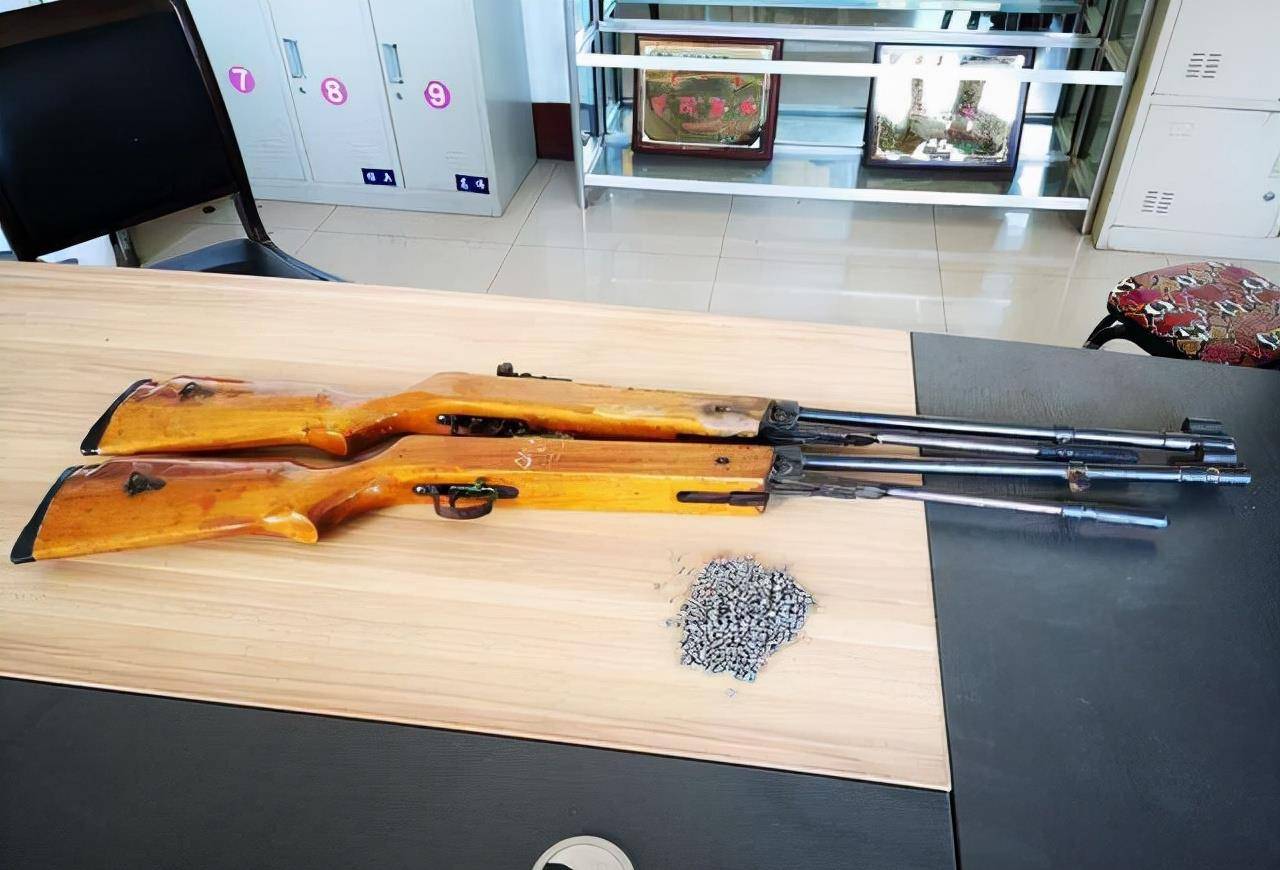 一塊錢與槍的傳奇故事，一元錢與槍的傳奇之旅