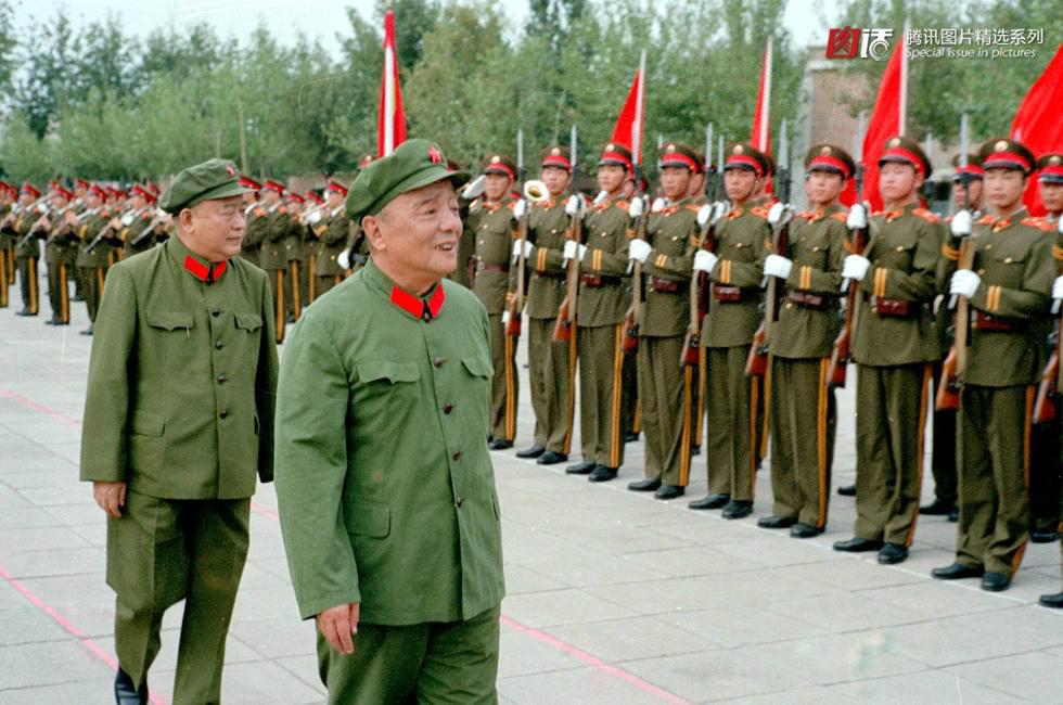 解放軍儀仗隊視頻，展現(xiàn)榮耀與力量的壯麗畫卷，解放軍儀仗隊壯麗風采，榮耀與力量的展現(xiàn)