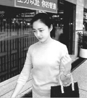 朱麗倩個人資料，揭秘一位引人注目的公眾人物的生平，朱麗倩生平揭秘，一位引人注目的公眾人物概覽