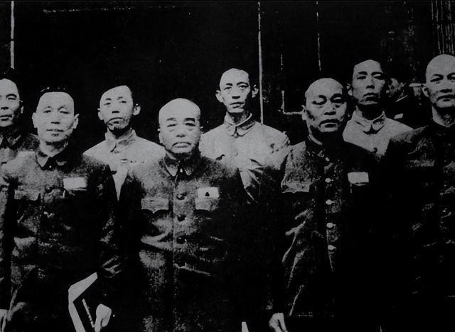 國(guó)慶閱兵總指揮，榮耀與責(zé)任的象征，國(guó)慶閱兵總指揮，榮耀與責(zé)任的象征標(biāo)志