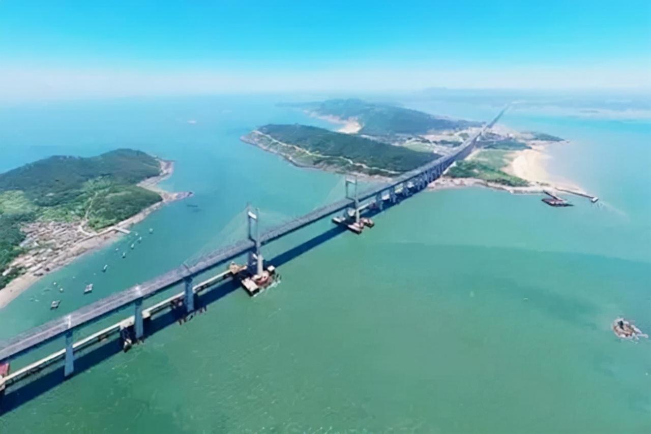 臺灣海峽，地理定位與文化意義，臺灣海峽，地理定位與文化內涵的雙重解讀