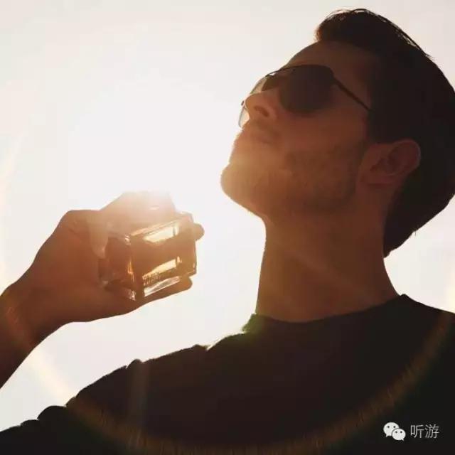 如何讓男人荷爾蒙飆升，探索激發(fā)男性魅力的多重維度，激發(fā)男性魅力的多重維度，引爆荷爾蒙飆升的秘密
