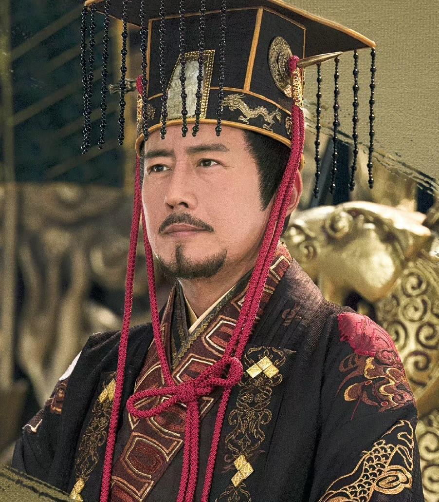 何中華演員簡(jiǎn)歷，演藝之路的輝煌篇章，何中華演員簡(jiǎn)歷，演藝之路的輝煌篇章概覽