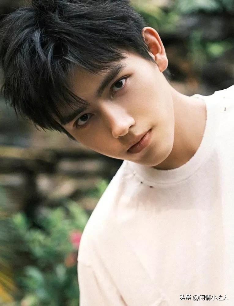 揭秘陳凱歌的第一任妻子，往事如煙，情緣難尋，陳凱歌首任妻子揭秘，情緣往事探秘